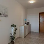 Jaman Apartman Vrsi