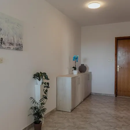 Jaman Apartment Vrsi